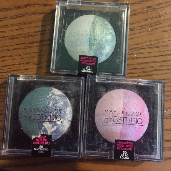 Other - Sunday only Maybelline eyestudio eyeshadow