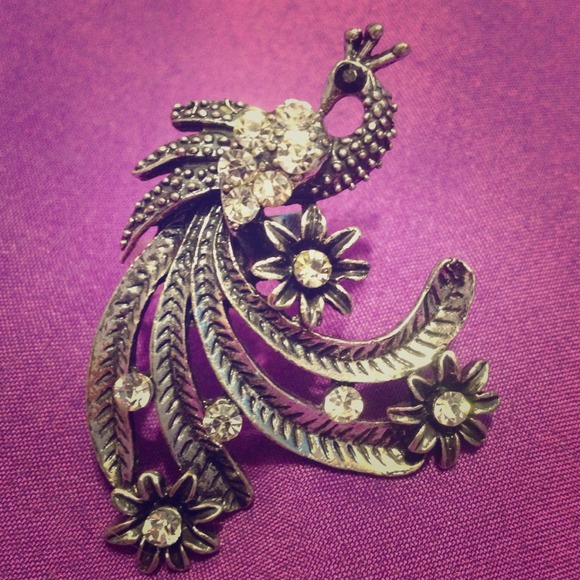 Peacock ring