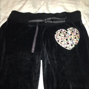 ⛔⛔bundledVictoria's Secret (PINK) velour pants