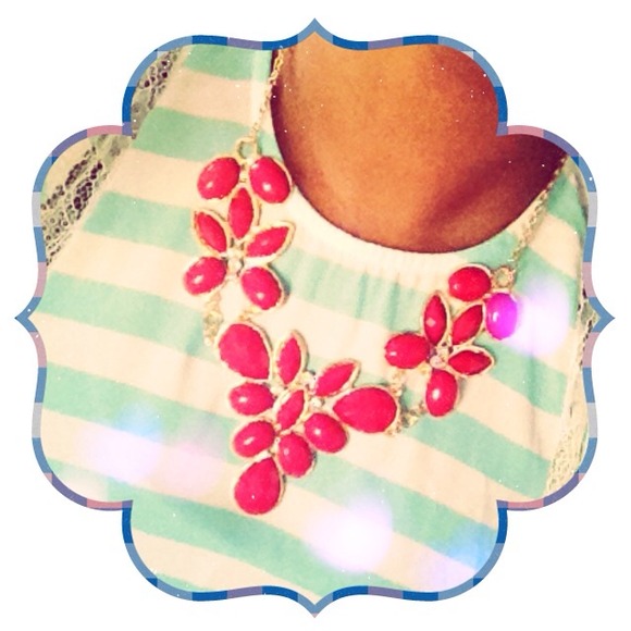 Jewelry - Pink statement necklace PLEASE READ DESCRIPTION