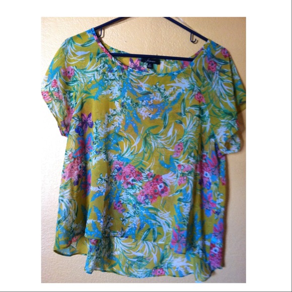 Cute high low top !!!!!