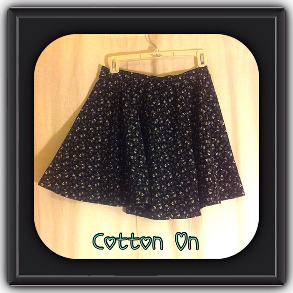 Cotton On black skirt - Picture 1 of 2