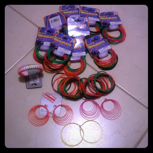 Neon 80's Assortment of bracelets & Earrings