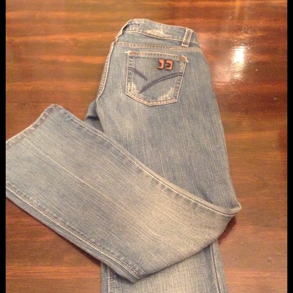 Joe's Jeans - Picture 2 of 4