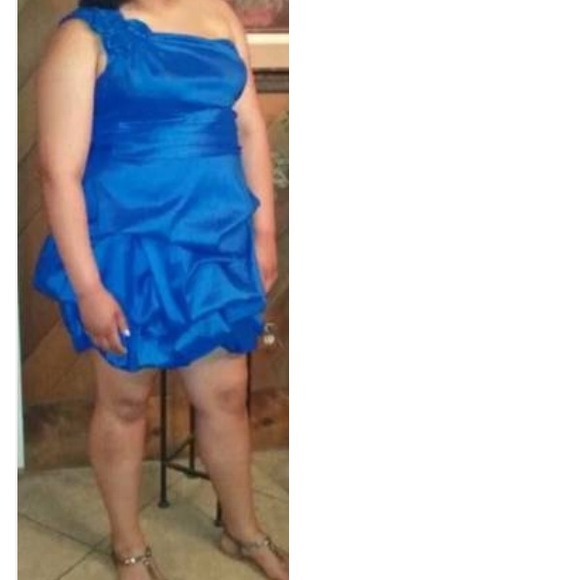 💙Sexy Red dress - Picture 3 of 3