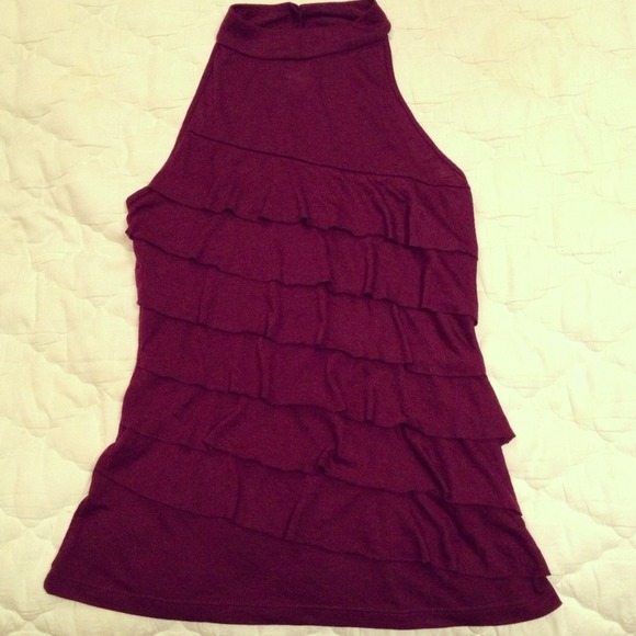 Maurices Burgundy Tank