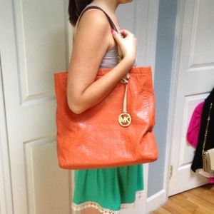 Reserved Authentic Michael Kors Handbag and Wallet