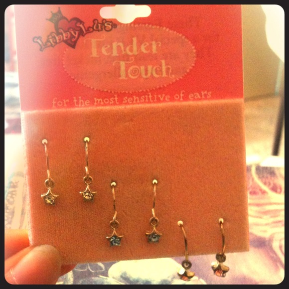 Star dangling earrings
