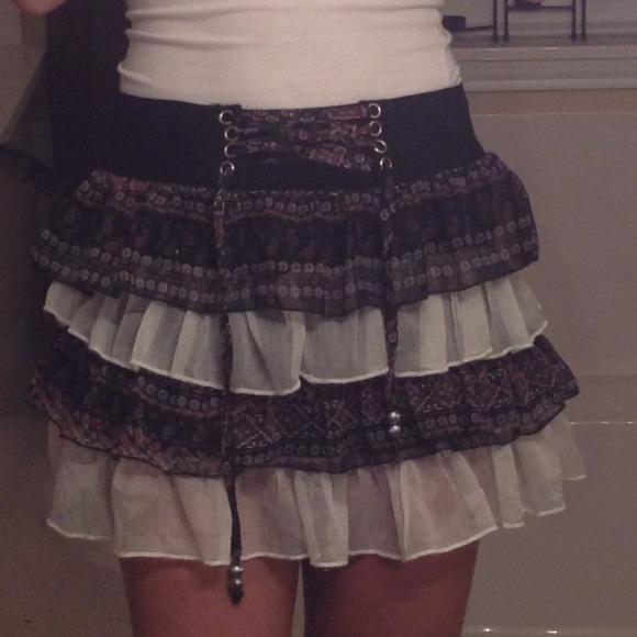 Floral Ruffle Mini Skirt