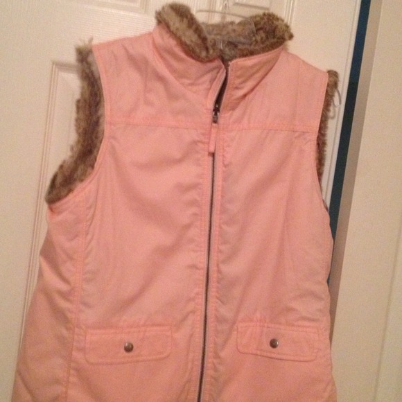 Gap pink and faux fur reversible vest