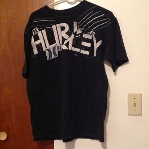 Hurley t-shirt