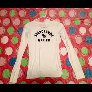 White Abercrombie&Fitch long sleeve graphic Tee