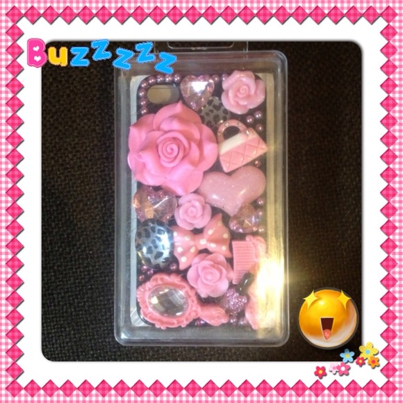 NEW IPHONE 4/4S CASE