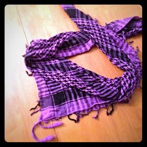Purple and Black Hound's Tooth Scarf