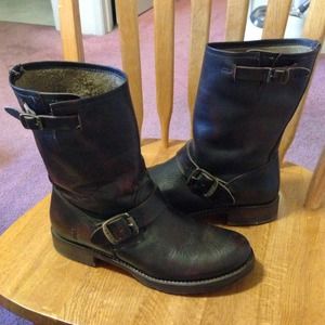 Frye Veronica Short Boot Size 8