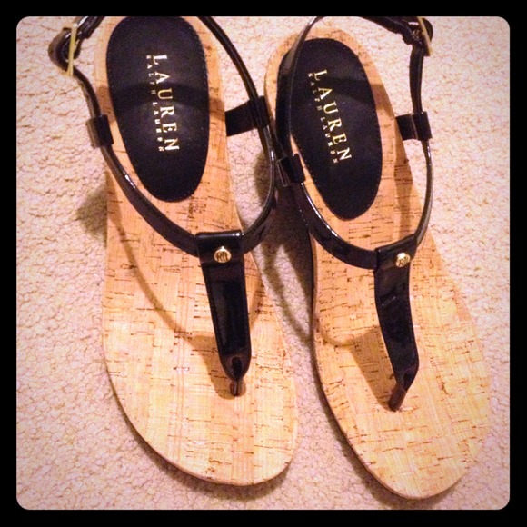Lauren by Ralph Lauren Rosalie black patent wedges