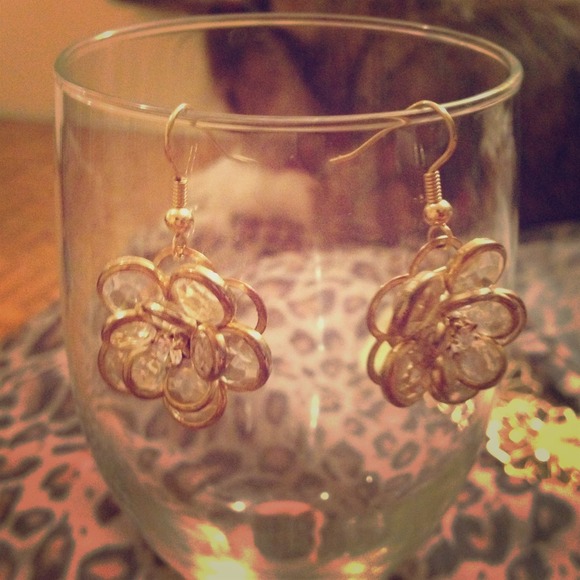 🌹 REDUCED! Flower earrings!