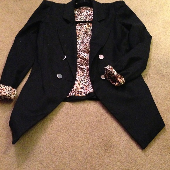 SOLD! Tailored black blazer