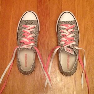 All star logo converse sneakers