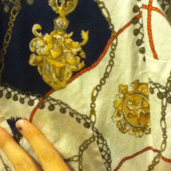 Tommy  button up - Picture 2 of 2