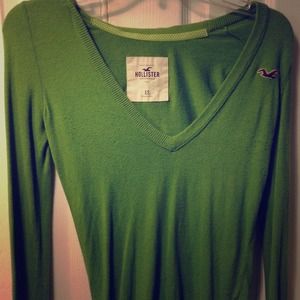 Hollister sweater