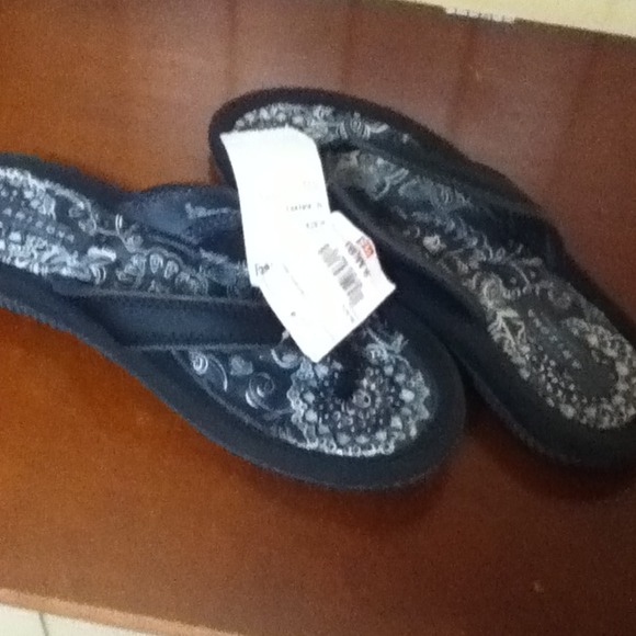 Black Flip Flops