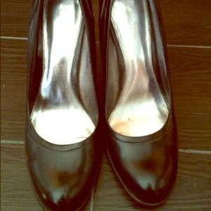 Calvin Klein leather pumps