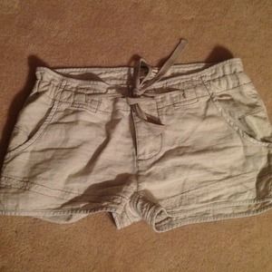 REDUCED! Free People drawstring button shorts