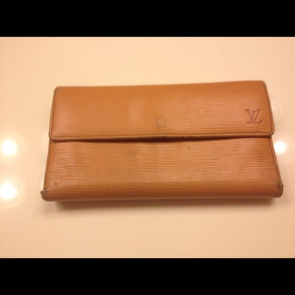 LV wallet