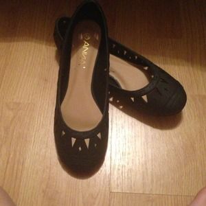 7 1/2 Anna flats