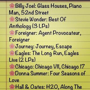 🎁BUNDLE🎁 8 vinyl records.