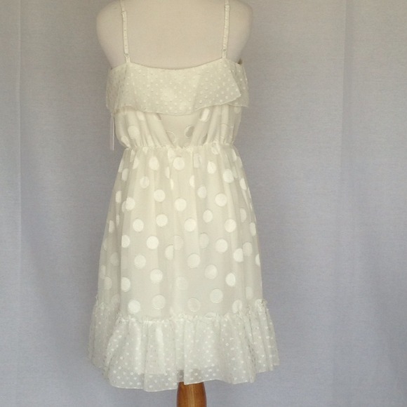 JESSICA SIMPSON WHITE POLK DOT DRESS - Picture 3 of 3