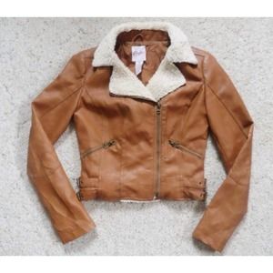 🎉HOST PICK! Brown Leather jacket w/ fur