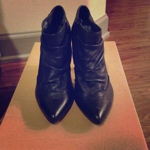Aldo black leather ankle boots