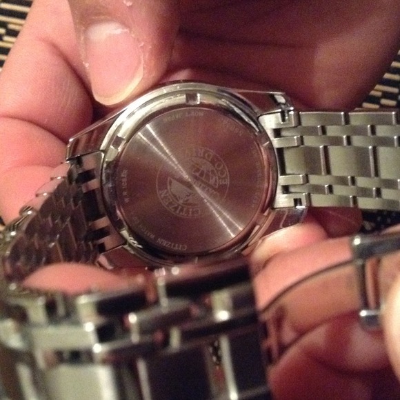 Eco-drive watch. No scratches like new. Mens watch - Picture 3 of 4