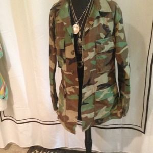 Army camouflage jacket size small regular