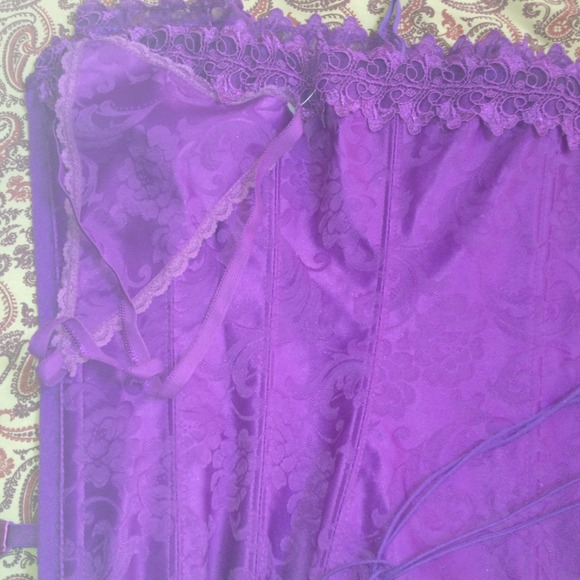 Fredrick's of Hollywood dream corset - Picture 4 of 4