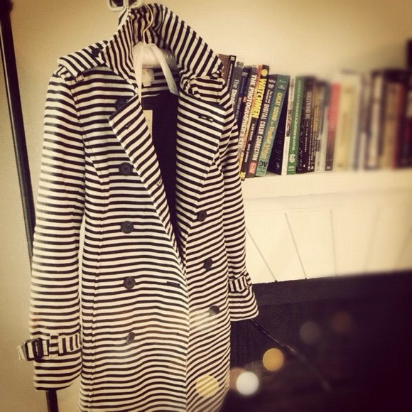 LOFT Jackets & Coats - Blogger Favorite: LOFT striped trench coat Small LOFT Jackets & Coats - Blogger Favorite: LOFT striped trench coat Small