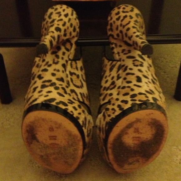 Casadei Leopard Platform Sandals - Picture 2 of 3
