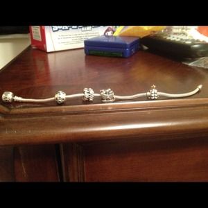 Pandora Bracelet with charms !!!!