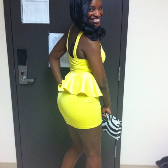 Dress - Picture 2 of 3