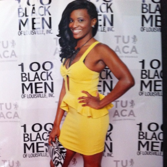 Dress - Picture 3 of 3