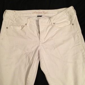 American Eagle white denim jeans