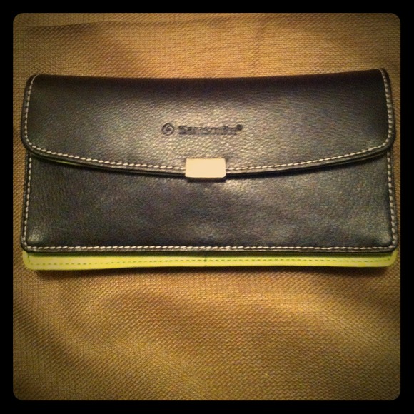 NEVER USED BEFORE WALLET