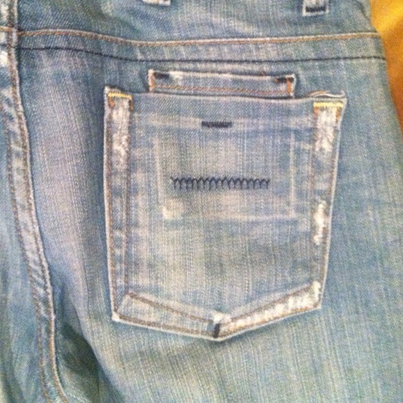 Jeans - Picture 2 of 4