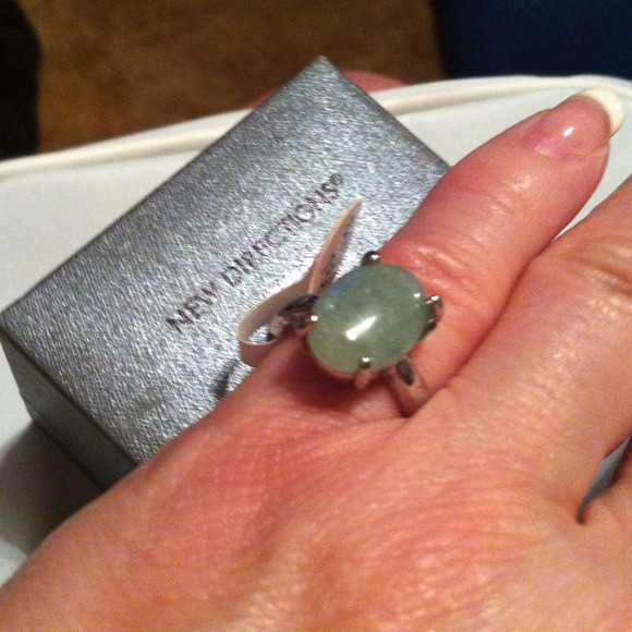 Ring - Picture 3 of 3