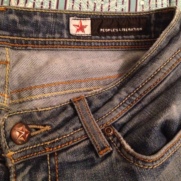 ✨REDUCED✨ People's Liberation blue jean capris - Picture 3 of 3