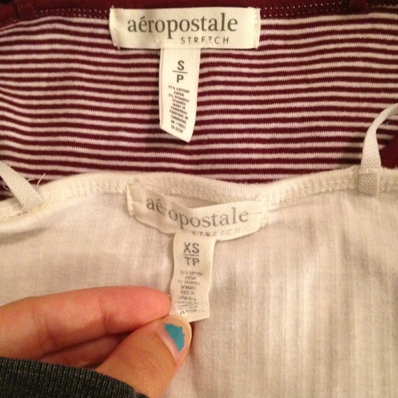 ✨REDUCED✨ 2 Aeropostale tank tops - Picture 4 of 4
