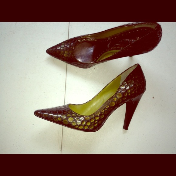 BCBGIRLS beautiful shoes