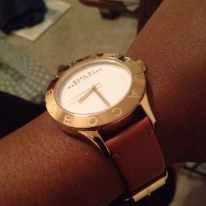 Marc Jacobs leather band watch